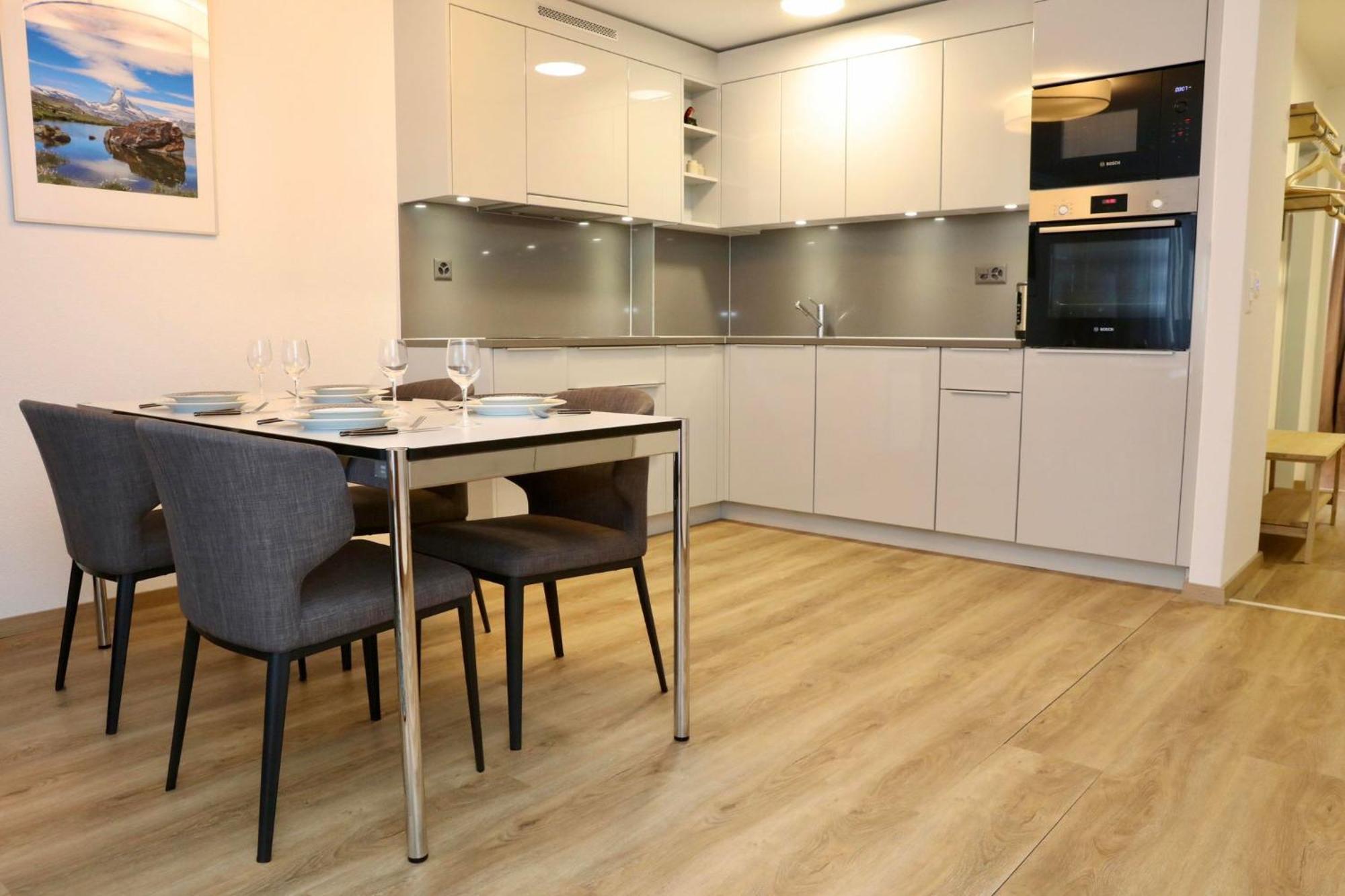 Monte Rosa Taesch, Apartments Mit Wellness Bereich Habitación foto